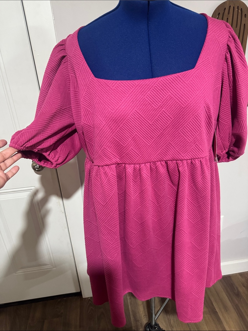 ARULA Fuchsia Pink Textured Mini Dress